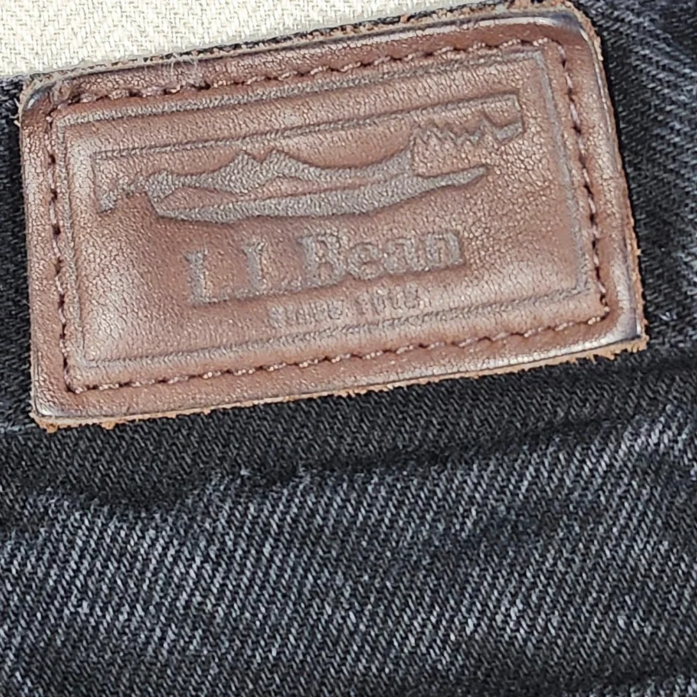 LL Bean Mens Classic Fit Jeans 36x36 Faded Black Acid Wash Straight Leg Cotton